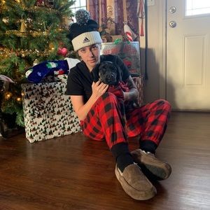 Meet your Posher, Demi